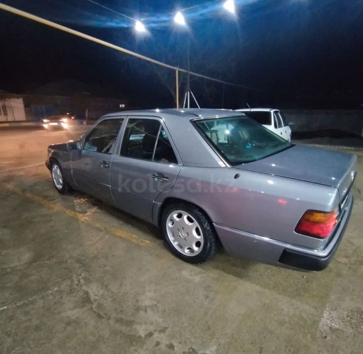 Mersedes Benz E 230