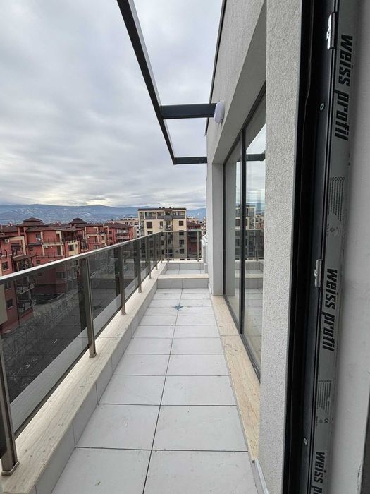 Продава се Четиристаен апартамент в Пловдив, Остромила - 180 кв.м за 666 €/кв.м - Снимка #16