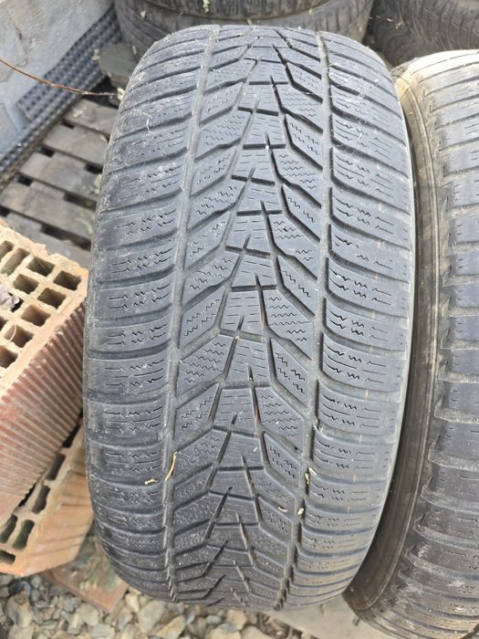 Set 2 anvelope/cauciuc/roti 245/50R19 (iarna) ca noi