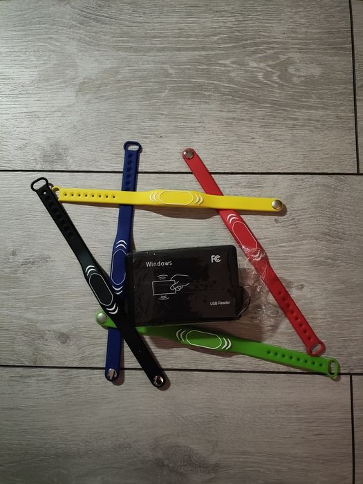 Силиконови RFID  гривни, водоустойчиви за контрол на достъпа