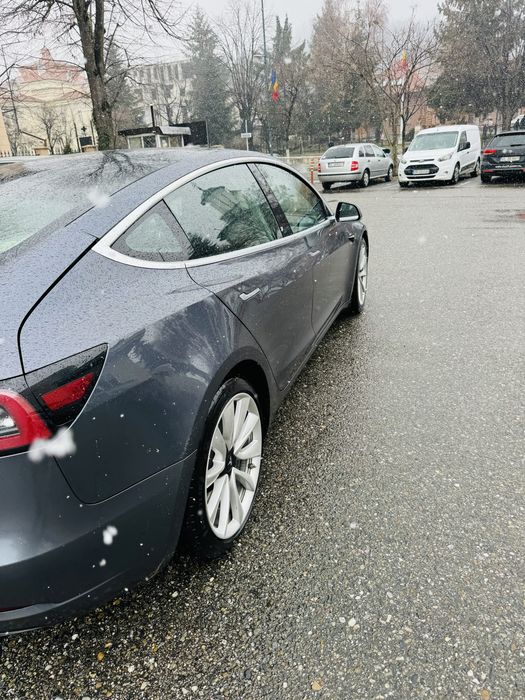 Tesla model 3 Long Range performance 500cp TVA deductibi