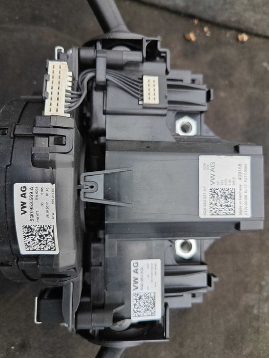 Лентов Кабел с лостчета дистроник VW Golf Passat B8 5Q0953569A