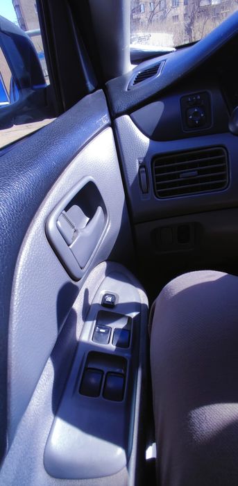 Легковые Автомобиль