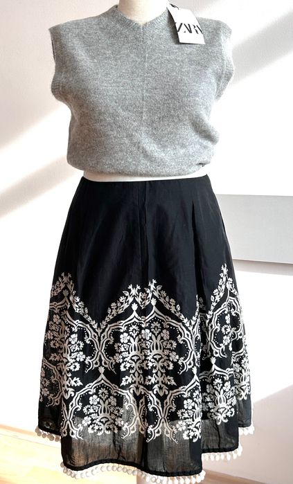 Сет от нов мек вълнен топ Zara & шармантна пола в мерно и бяло Loft