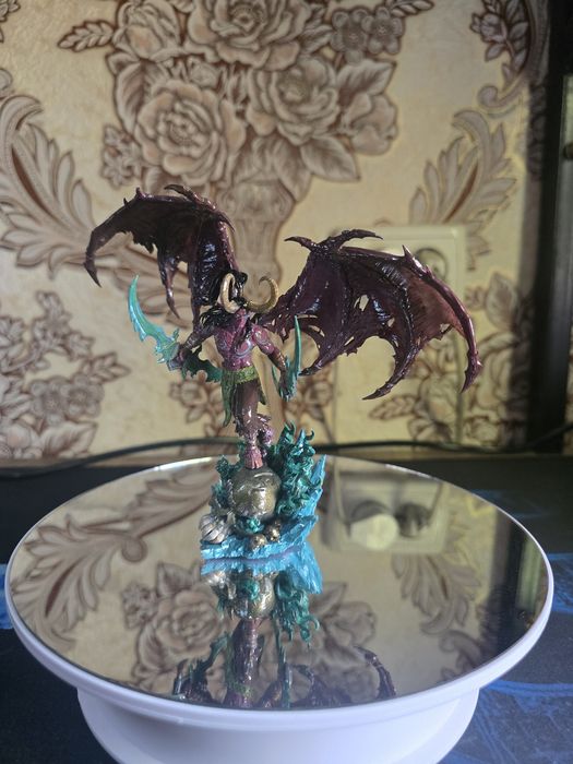 Статуэтки эксклюзивные