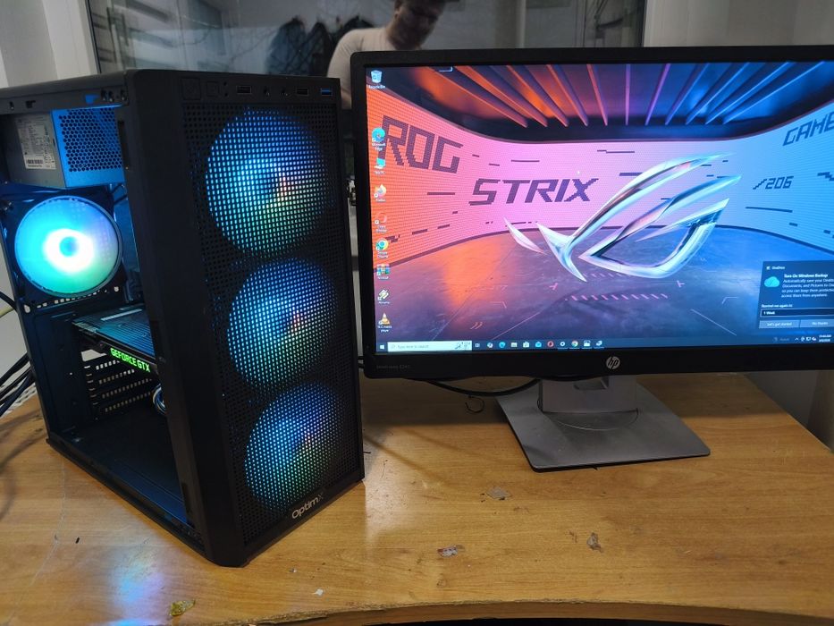 Unitate gaming Asus Rog i7 RTX 8Gb RAM 16Gb ssd 1 tera GTA CSGO
