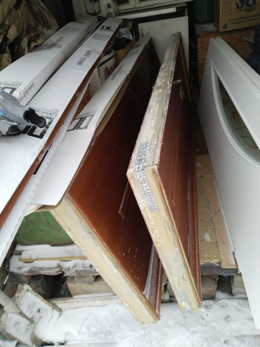 Двери с коробкой готовые