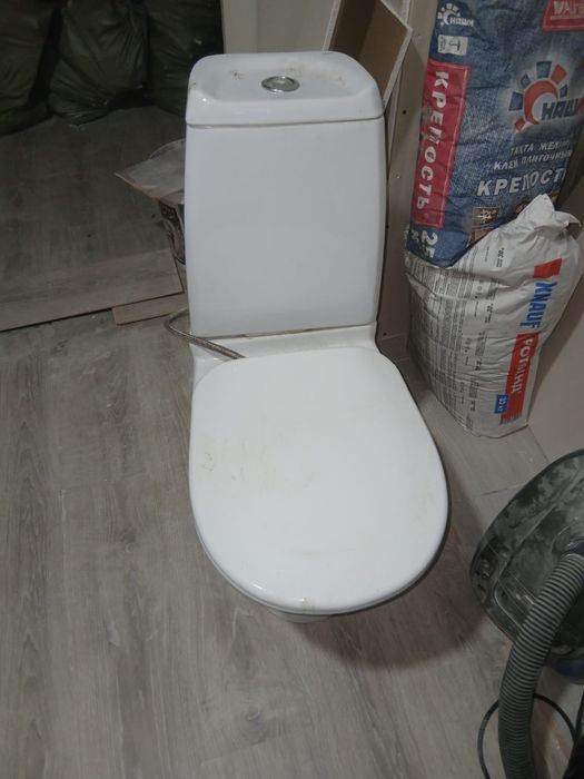 Унитаз бу белый самовывоз 10000 тг