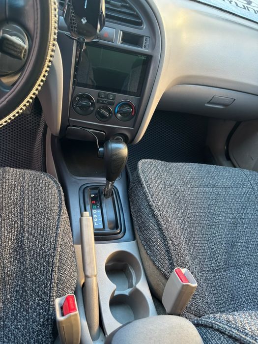 Продаю HYUNDAI ELANTRA, 2003 года.