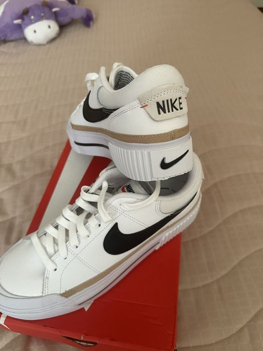 Маратонки Nike court