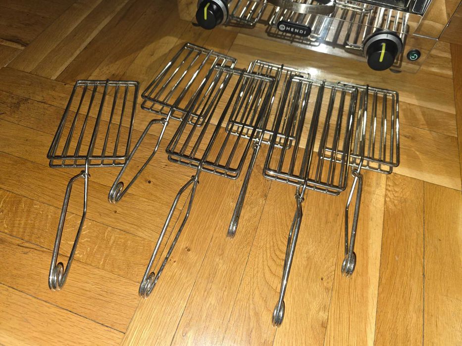 HENDI Multi Toaster – Професионален двуетажен тостер с 6 щипки