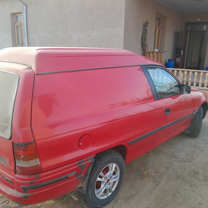Opel astra 2 eshikli obmen bor