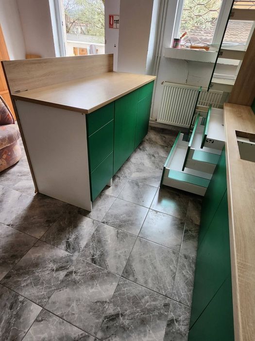 Mobilier import Austria