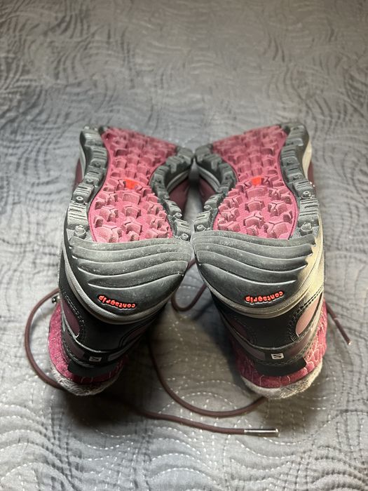 Дамски зимни ботуши Salomon 38 в перфектно състояние