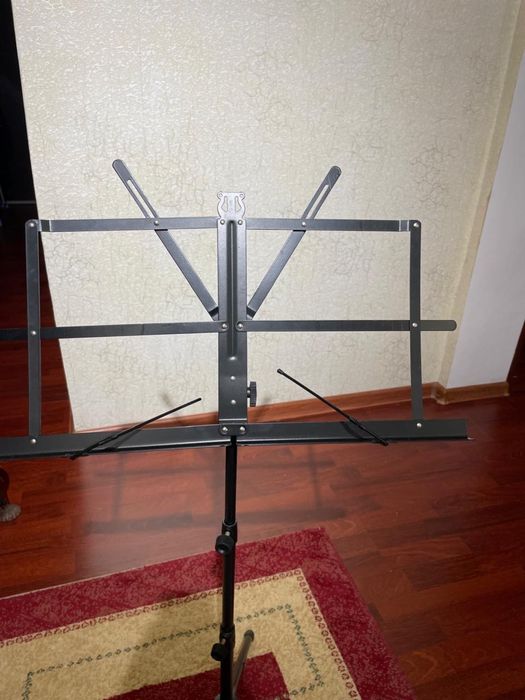 Пюпитр для нот