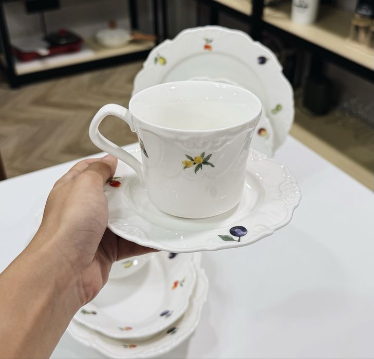Сервис на 6  человек 32 предметов