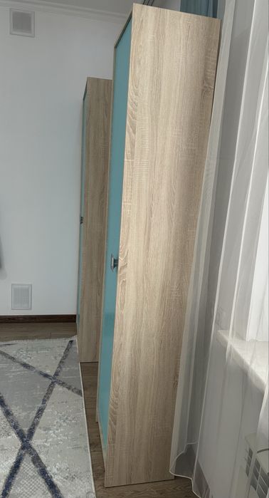 Маленький однодверный шкаф