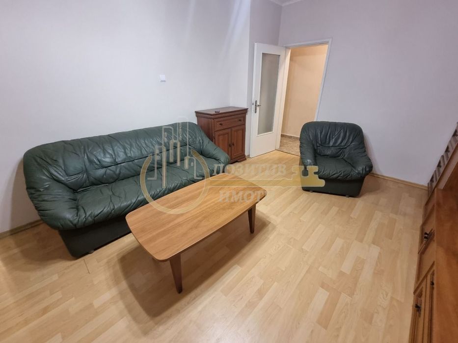 Дава се под наем Тристаен апартамент в София, Слатина - 122 кв.м за 818 € - Снимка #4