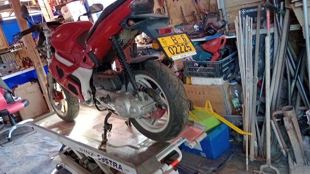 Rampa reparatii motorete