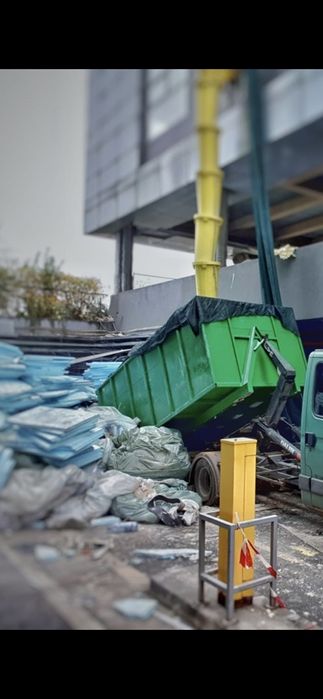 Inchiriem containere / bene moloz, gunoi, deseuri reciclabile