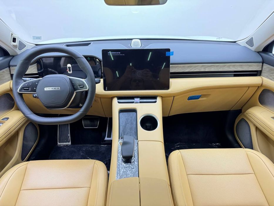 Aito SERES M5 готова к нотуриусу