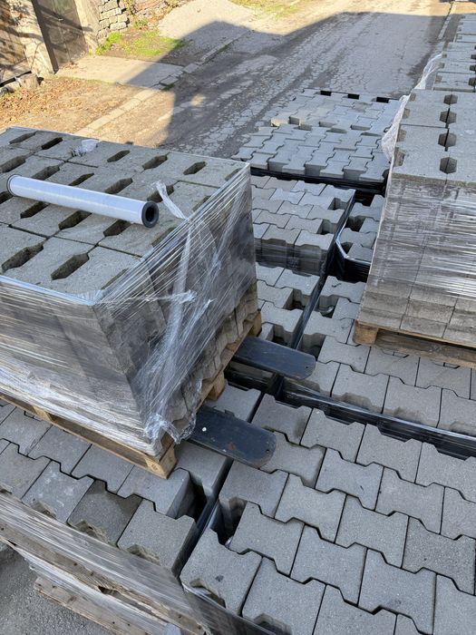 Продавам Бехатон 8 см.