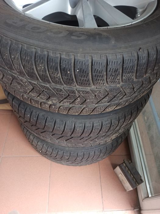 Set jante R18 BMW impecabile