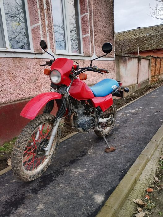 Vând enduro Honda xl 250r
