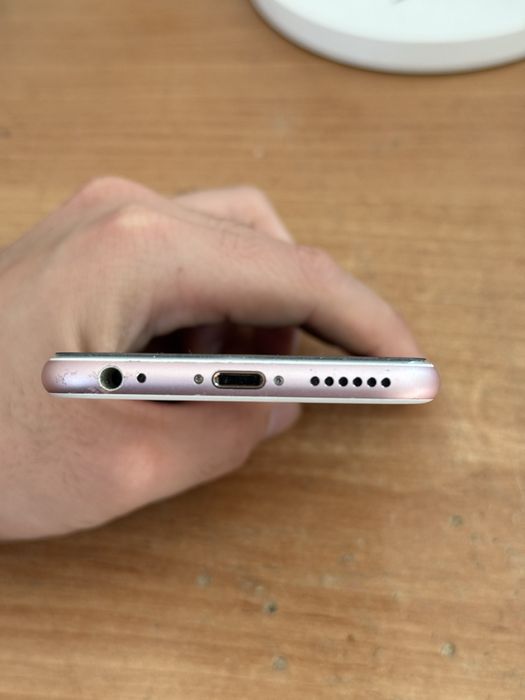 Продам iphone 6s 64gb