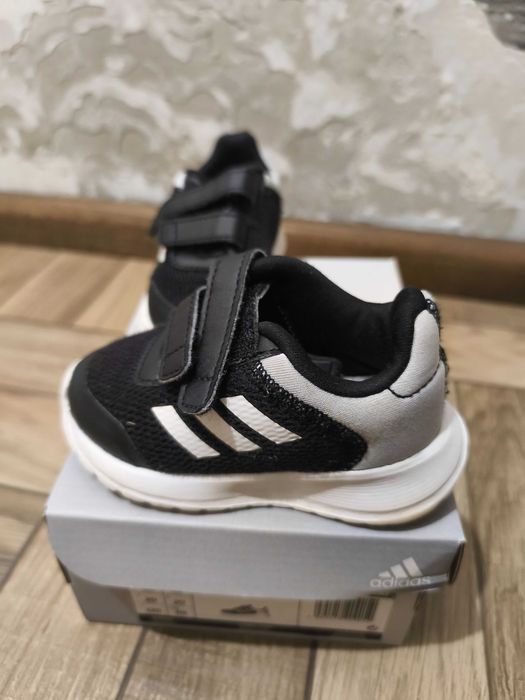 Бебешки маратонки