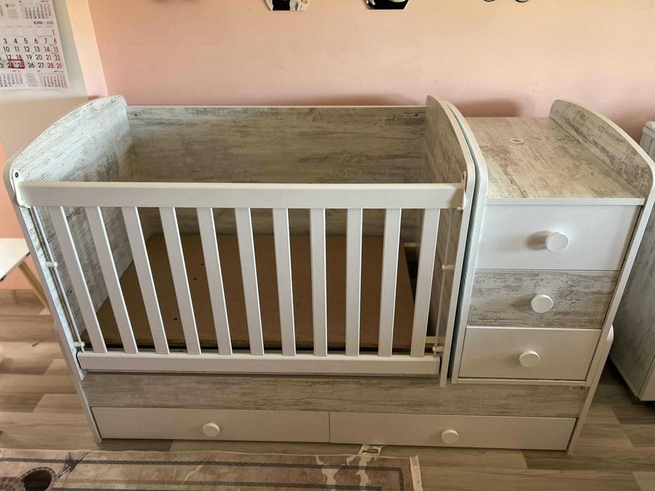 Бебешка трансформираща се кошара Лейди 6 в 1.