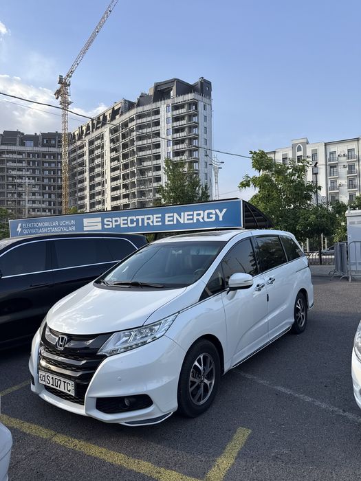 Honda  Odyssey  Yaponya. Отличная авто для семьи. Минивен.