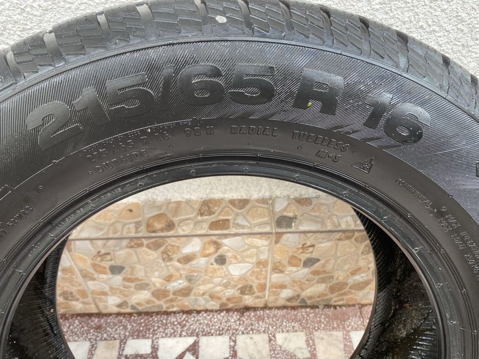 Anvelope/ Cauciucuri 215 65 16 Falken Iarna , Duster , Quasquai Juke