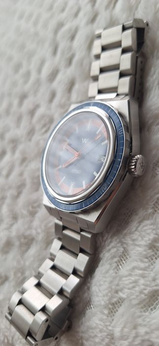 Nou. Automatic. Ceas cu Seiko.