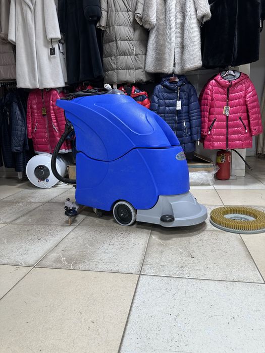 Поломоечная машина