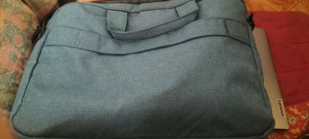 Срочно продам нетбук