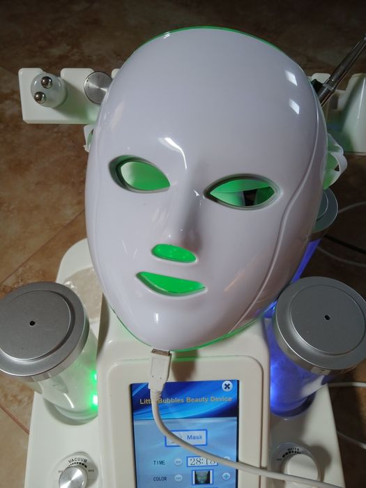 Hidrafacial 8 IN 1
