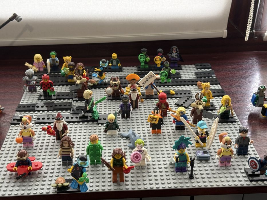 Lego мини-фигурки