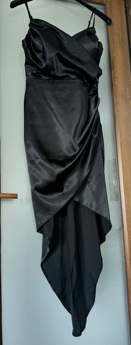 Rochie elegantă.