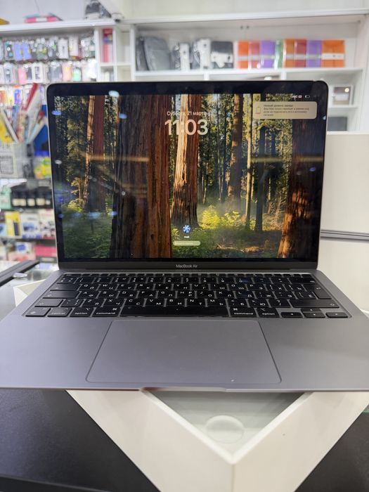 MacBook Air 13 M1 8/256/93%