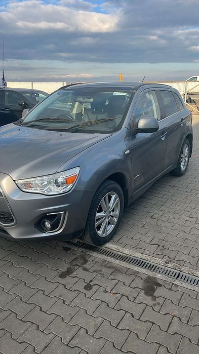 Dezmembram Mitsubishi ASX