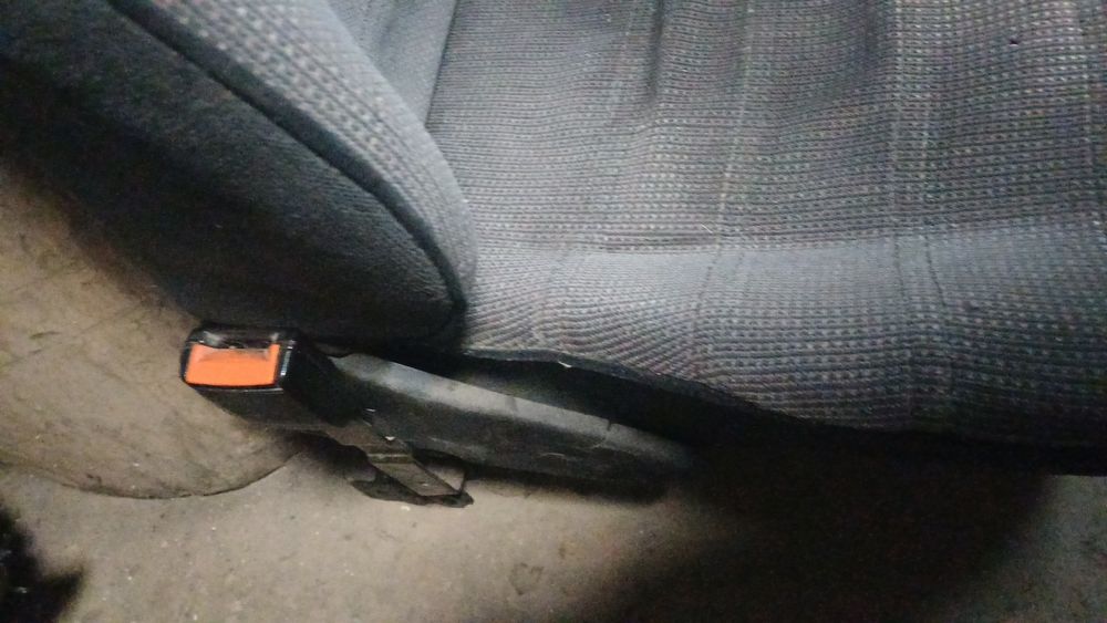 Продам авто кресла от гольфа