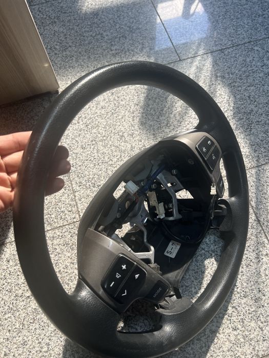 Руль от тайота прадо