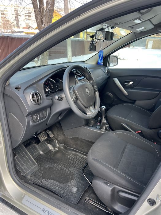 Продам Renault Sandero Stepway 2017 год