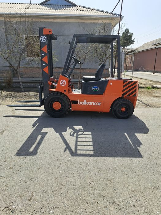 Балганкара.сотилади.дизел.матори.заватиской.холати.зур.3.5.тоннали..