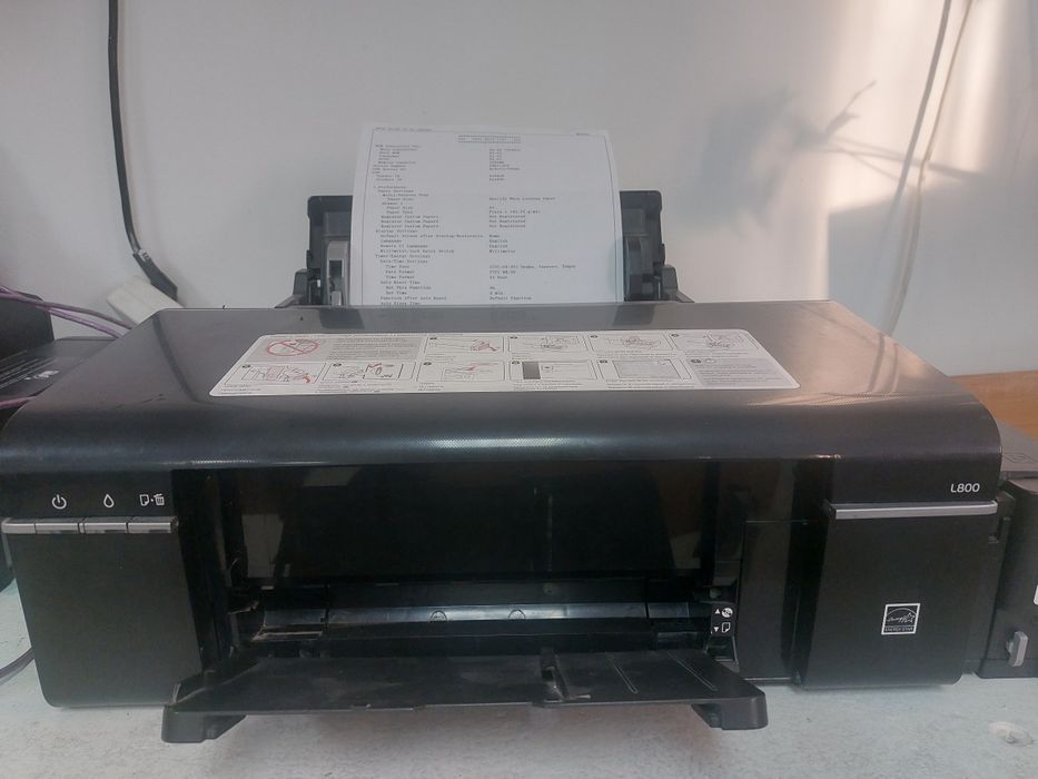 Продам цветной принтер