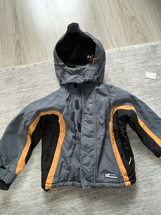Куртка , детские вещи
