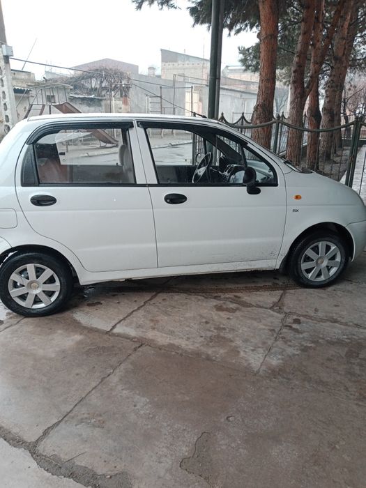 Sotiladi Matiz dewoo 2005 yil