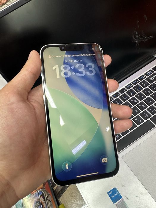 Продам IPhone 13 128gb