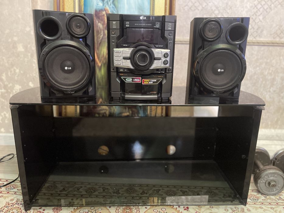 Музыкальный центр